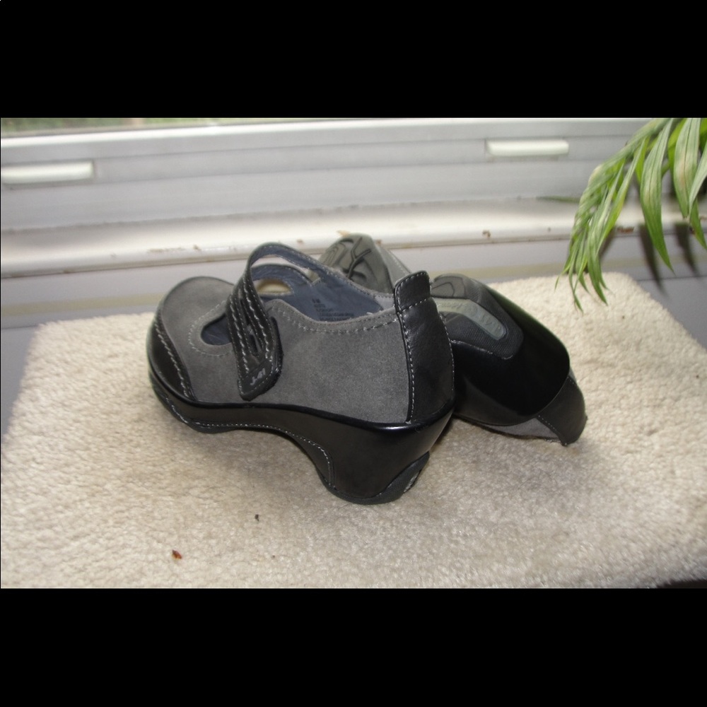 J-41 Grey Sz 6